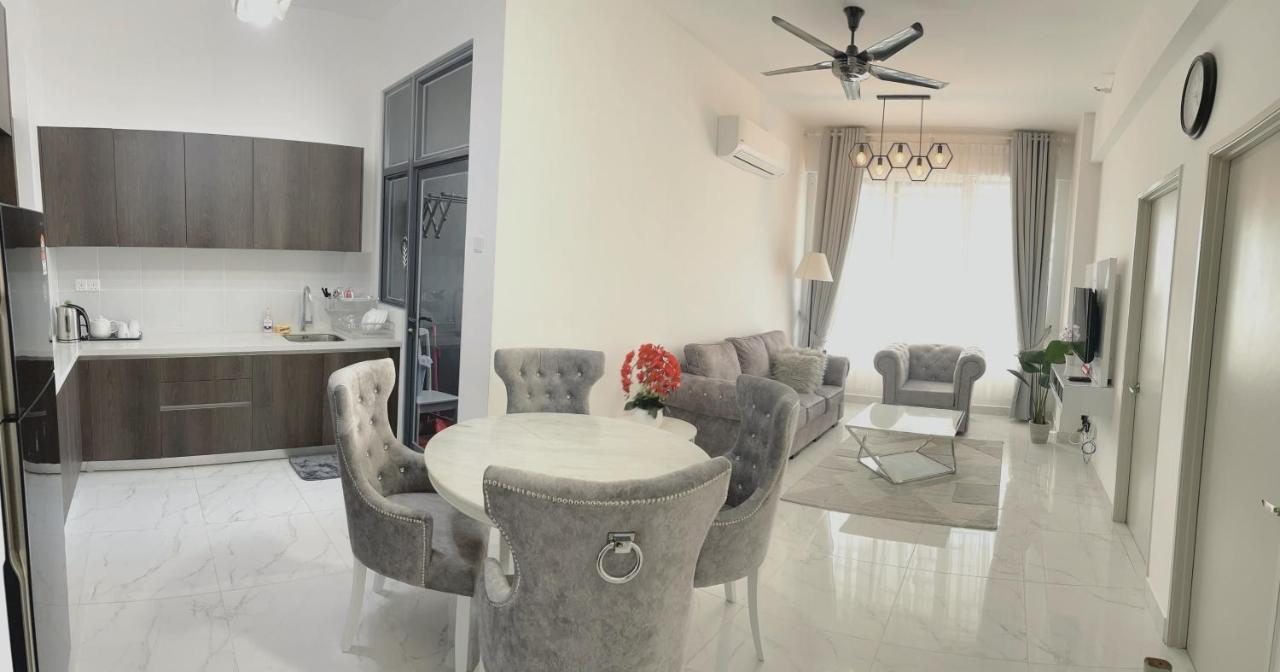 Deena Suite At Troika ,Kota Bharu Exterior photo
